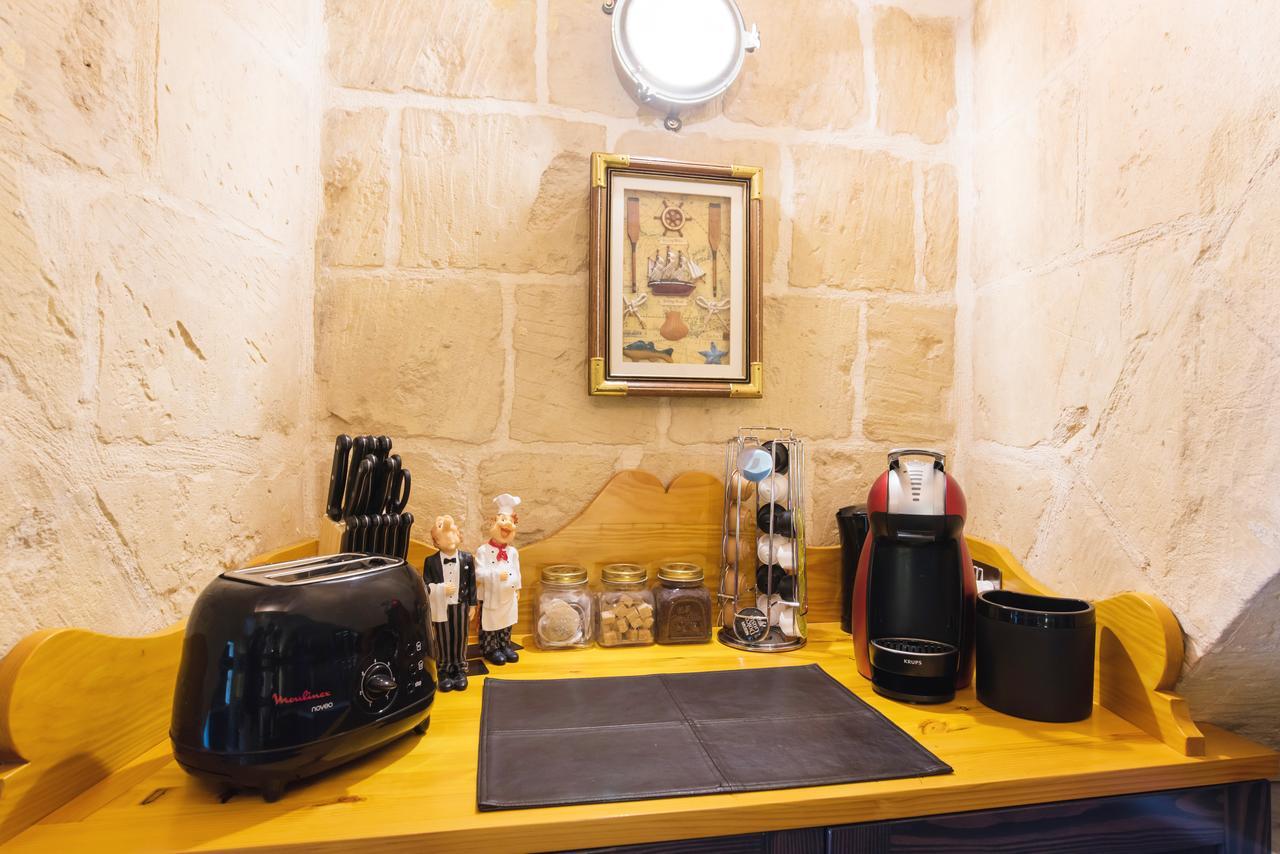 1 Bedroom Heritage Apartment Valletta Bagian luar foto