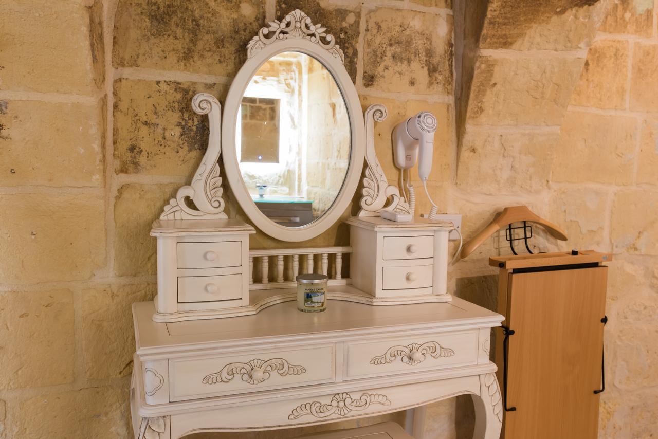 1 Bedroom Heritage Apartment Valletta Bagian luar foto